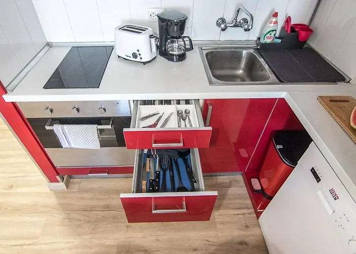 Апартаменти Abc - & + Balcony 6m2 *