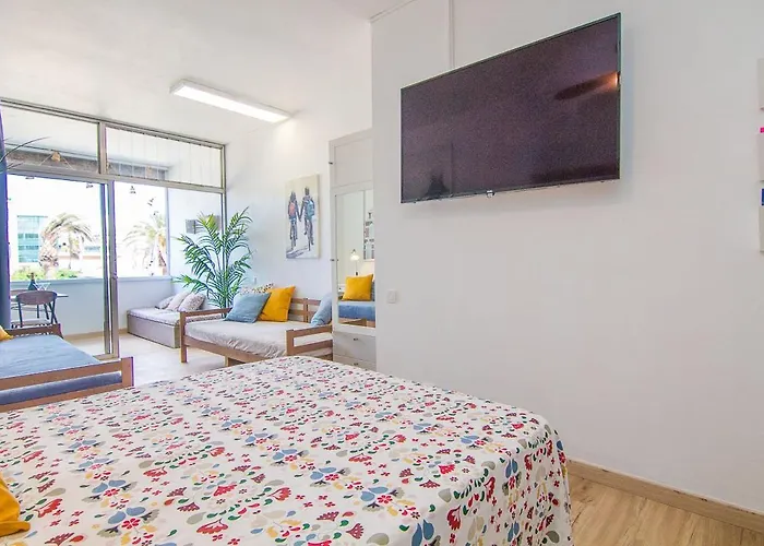 Abc - & + Balcony 6m2 아파트